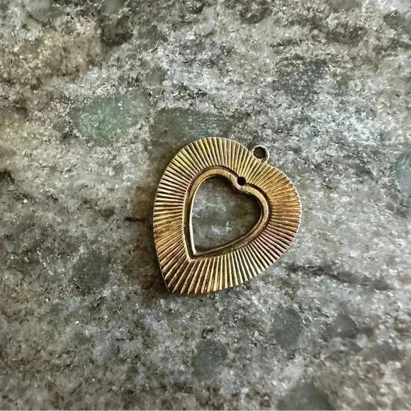 Vintage Sterling Heart Pendant - Picture 3 of 5